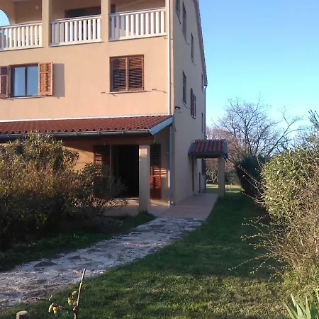 Kamik 1 Apartment Banjole